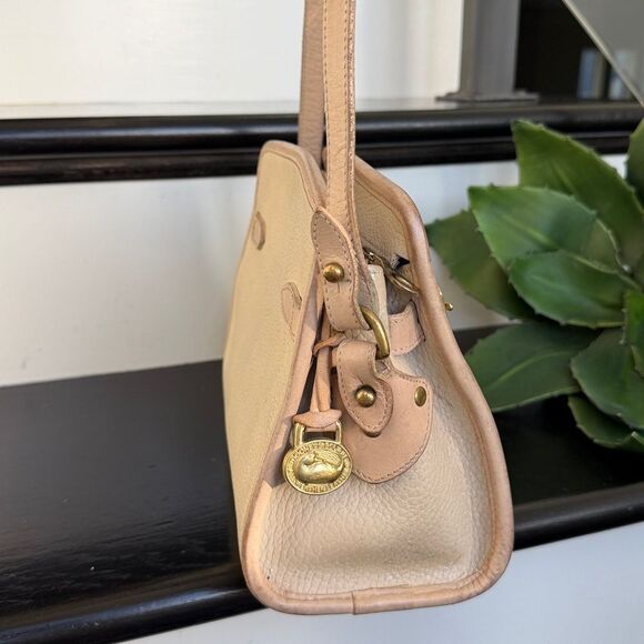 Dooney & Bourke Vintage buckle ziptop satchel oatmeal Leather Crossbody Shoulder - Picture 3 of 14